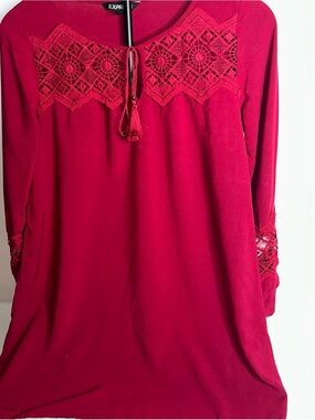 Express Women's Magenta Crochet Yoke Long Sleeve Tunic